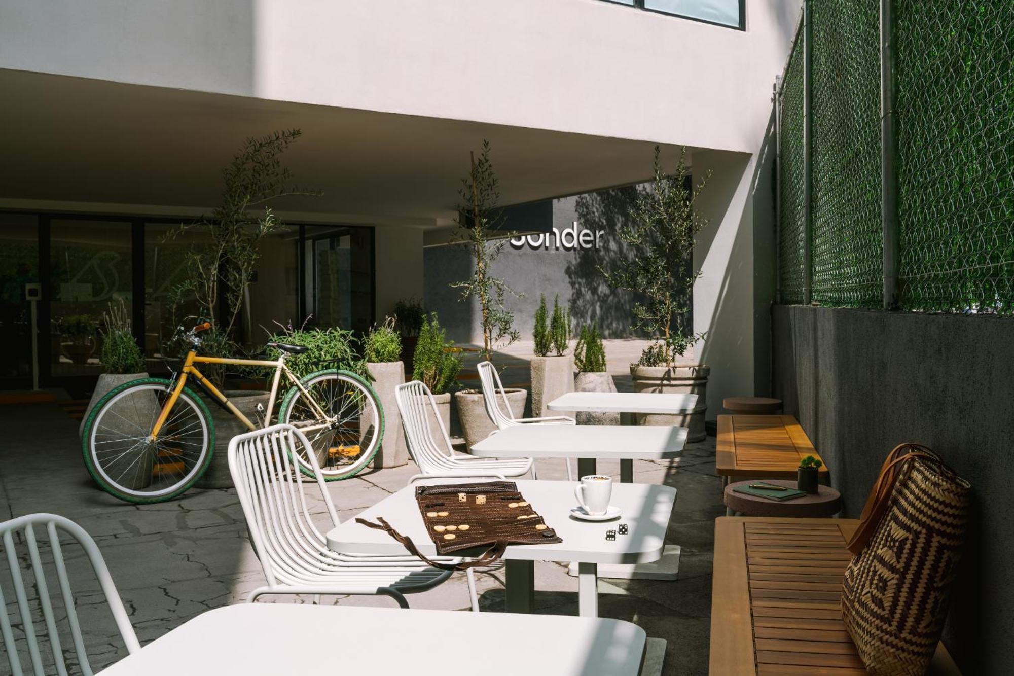 Sonder Miravalle Mexico City Exterior photo